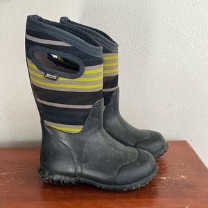 Bogs little kid size 10